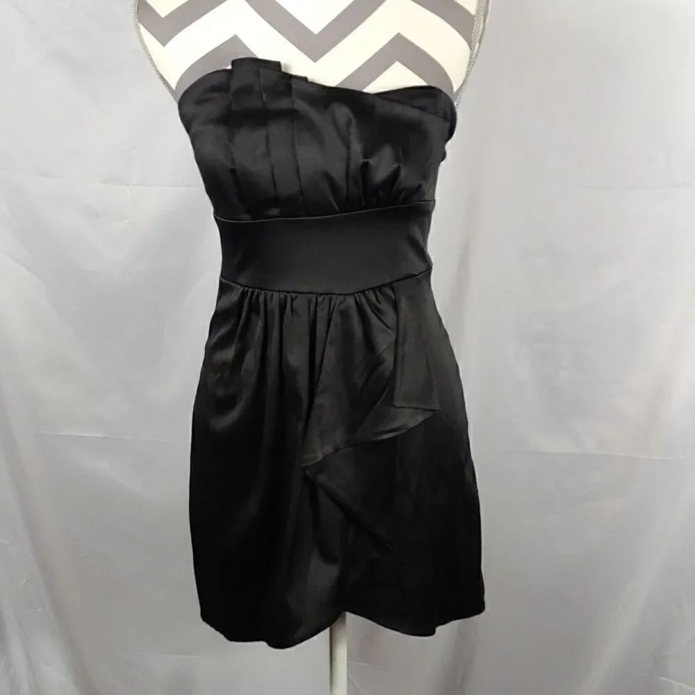 Bui Yah Kah April Shakira Black Cocktail Dress